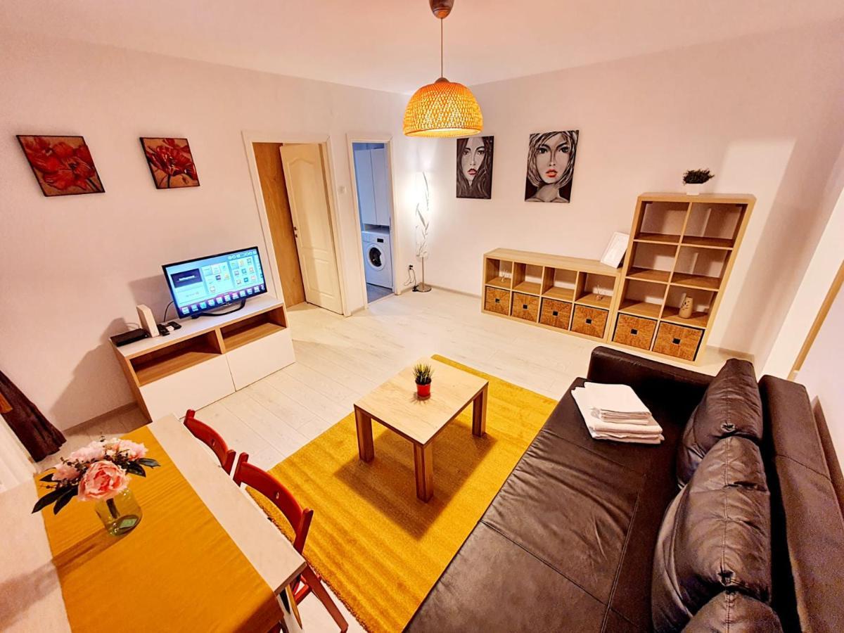 Downtown, Ideal For Longer Stays, Family Friendly Apartment - Nb73A Bukurešť Exteriér fotografie